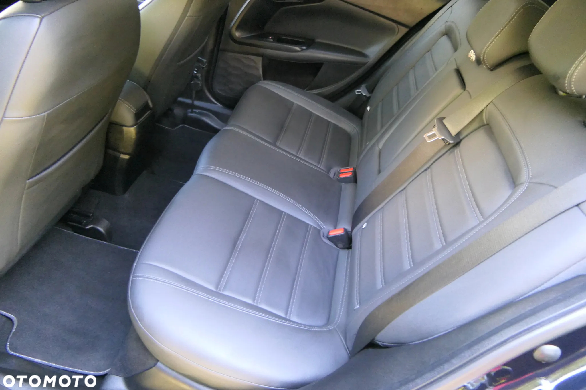 Fiat Tipo 1.6 MultiJet 16v Lounge - 21