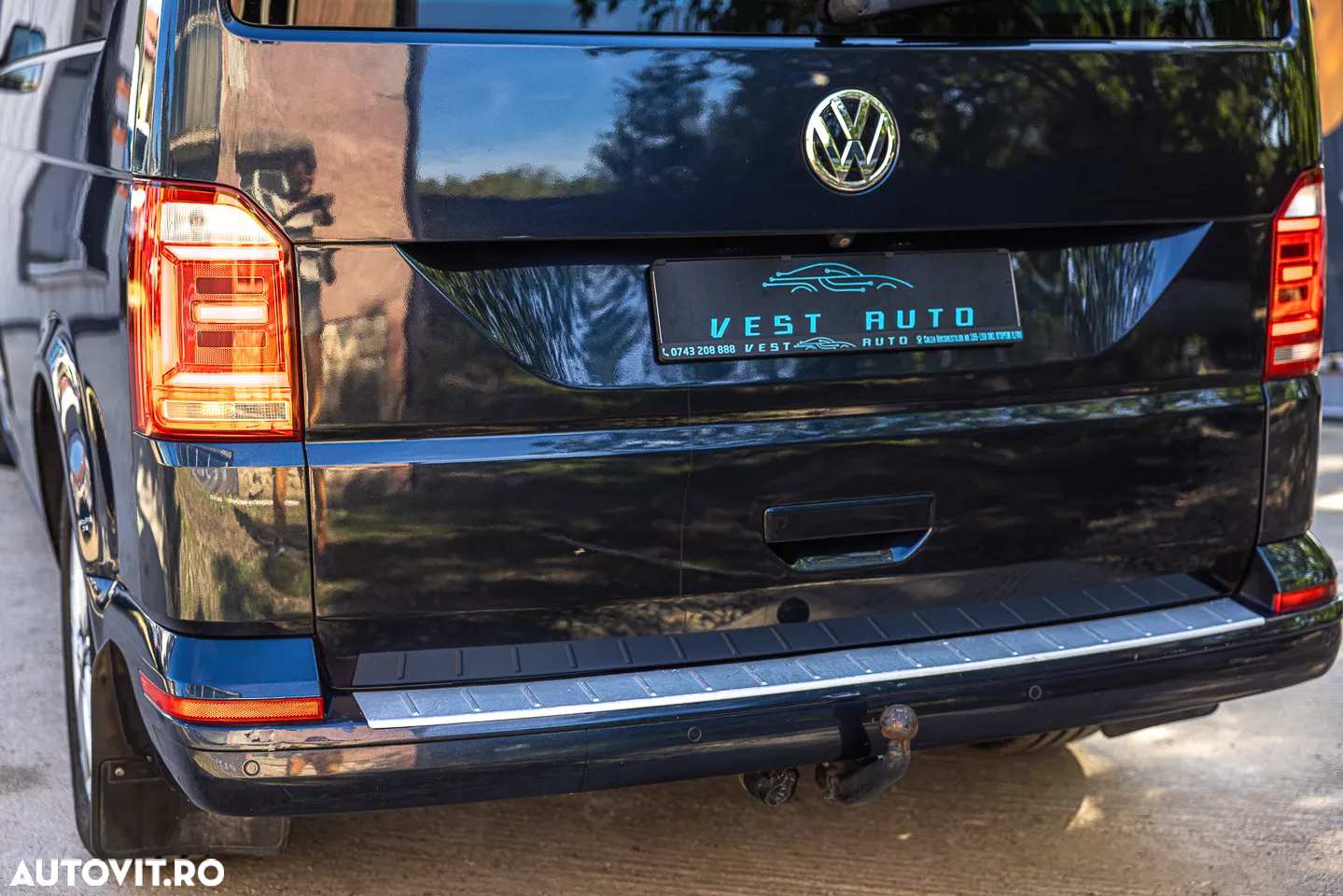 Volkswagen Multivan - 38