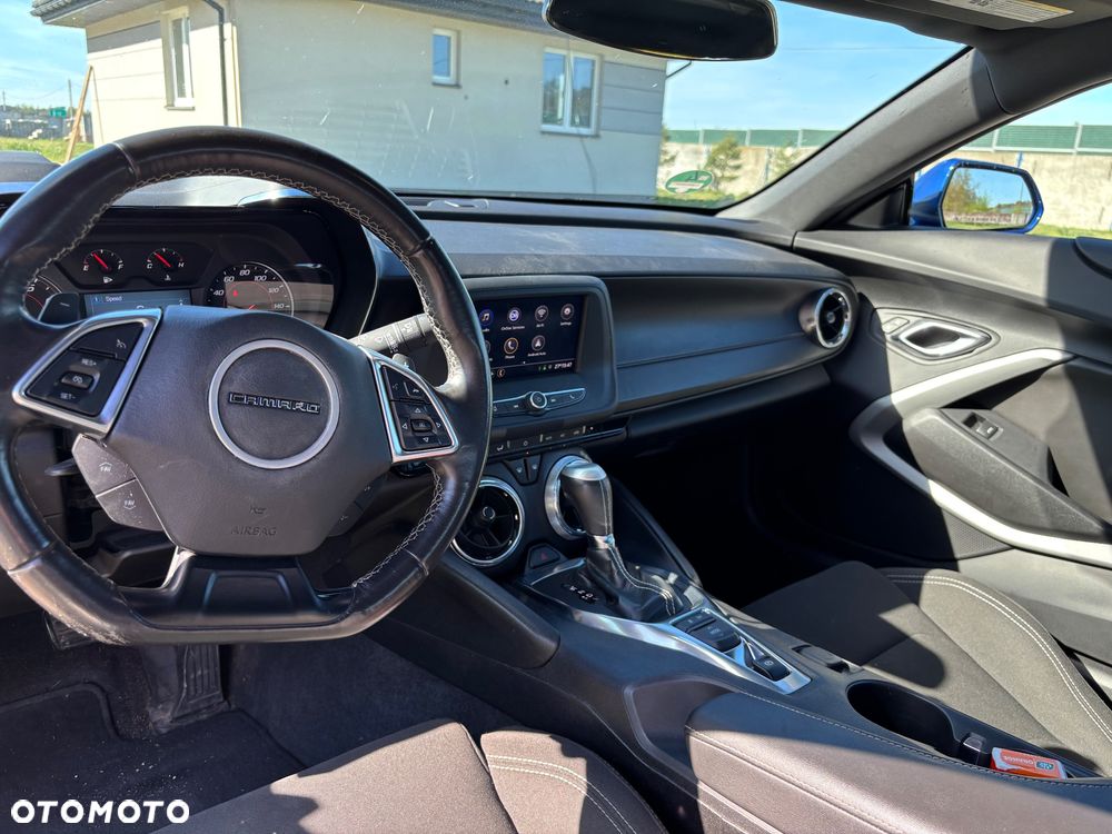 Chevrolet Camaro 2.0 - 10