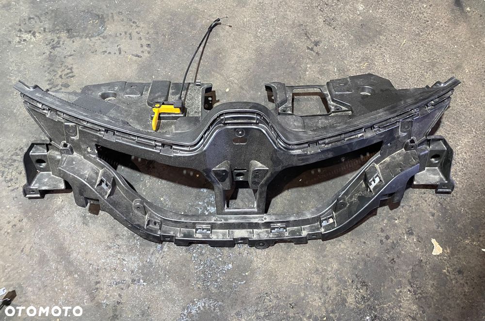RENAULT CAPTUR 2 II  PODSTAWA STELAŻ WZMOCNIENIE GRILLA ATRAPY CZASZA CZASZ GRILL ATRAPA MOCOWANIE GRILLA ATRAPY W ZDERZAK ZDERZAKA + Linka rączka do otwierania zamka maski 620365678R grill atrapa - 2