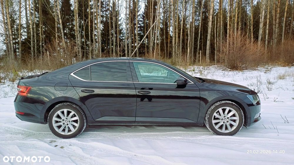 Skoda Superb 2.0 TDI Style DSG7 - 5