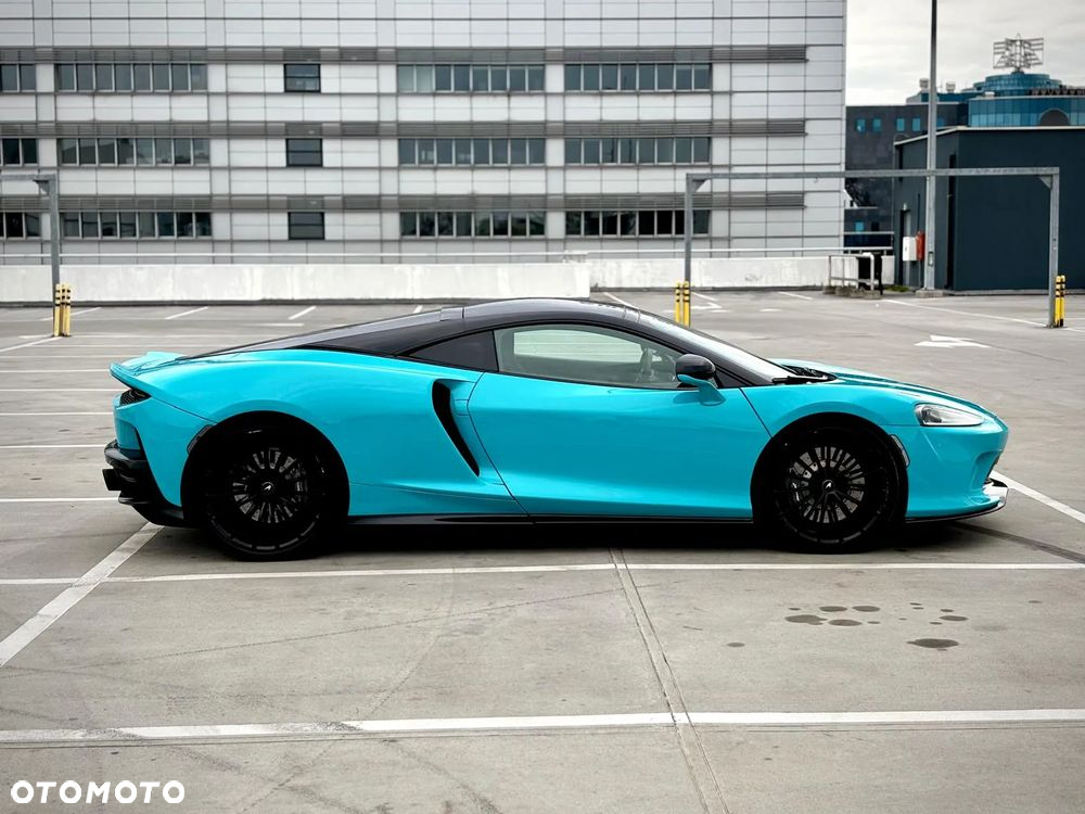 McLaren GT - 29