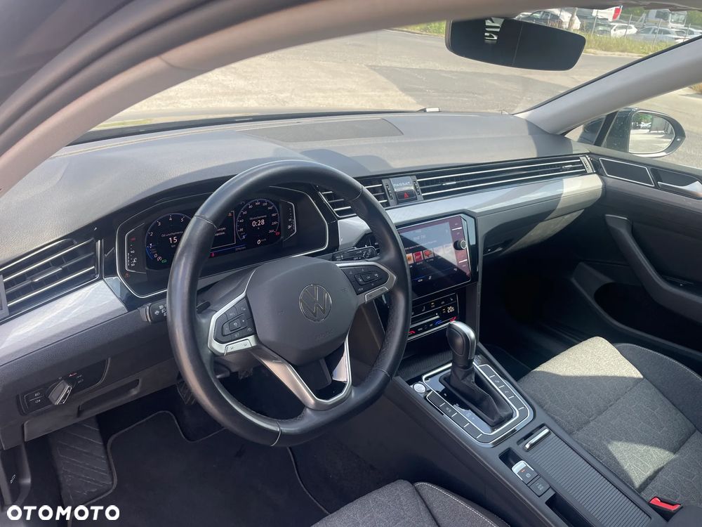 Volkswagen Passat 2.0 TSI Business DSG - 16