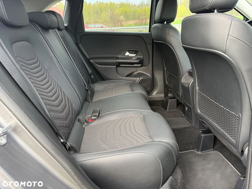 Mercedes-Benz Klasa B 200 d 8G-DCT Style - 24