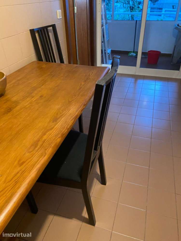 Apartamento com 1 quartos - localizado em Paranhos Porto - Grande imagem: 4/20