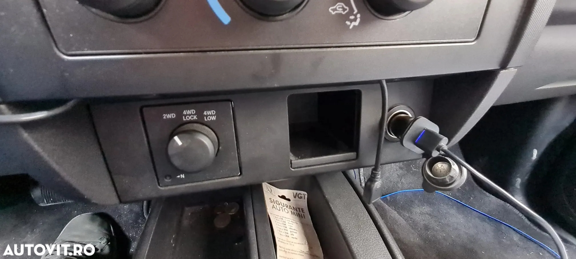 Dodge Dakota - 8