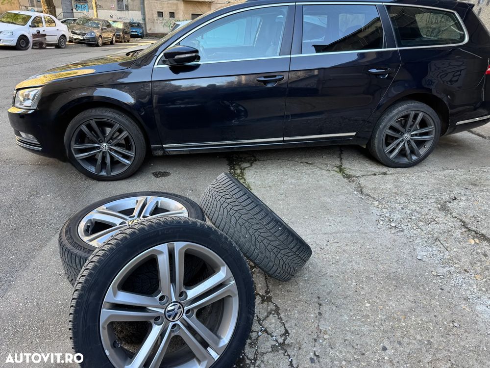 Volkswagen Passat 2.0 TDI DSG BlueMotion Technology Highline - 1