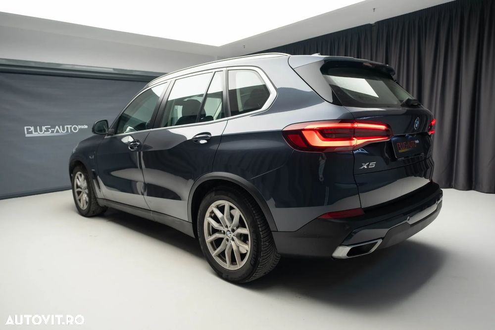 BMW X5 xDrive45e - 8