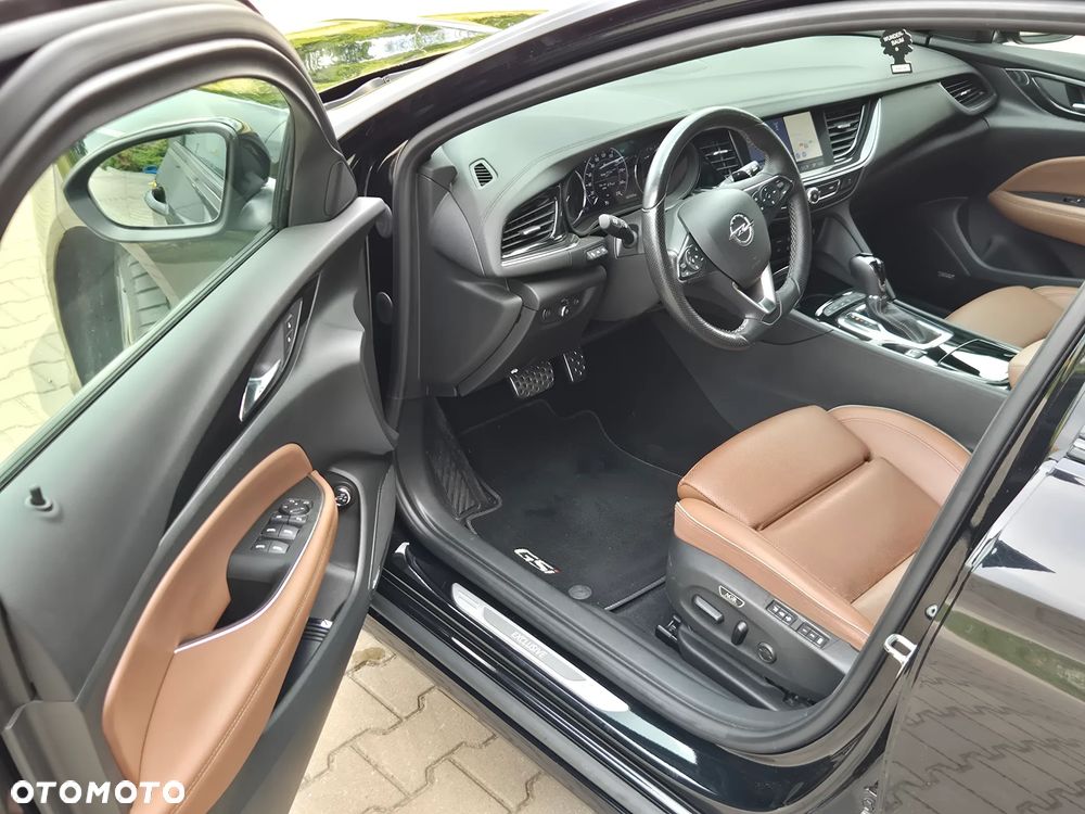 Opel Insignia - 12