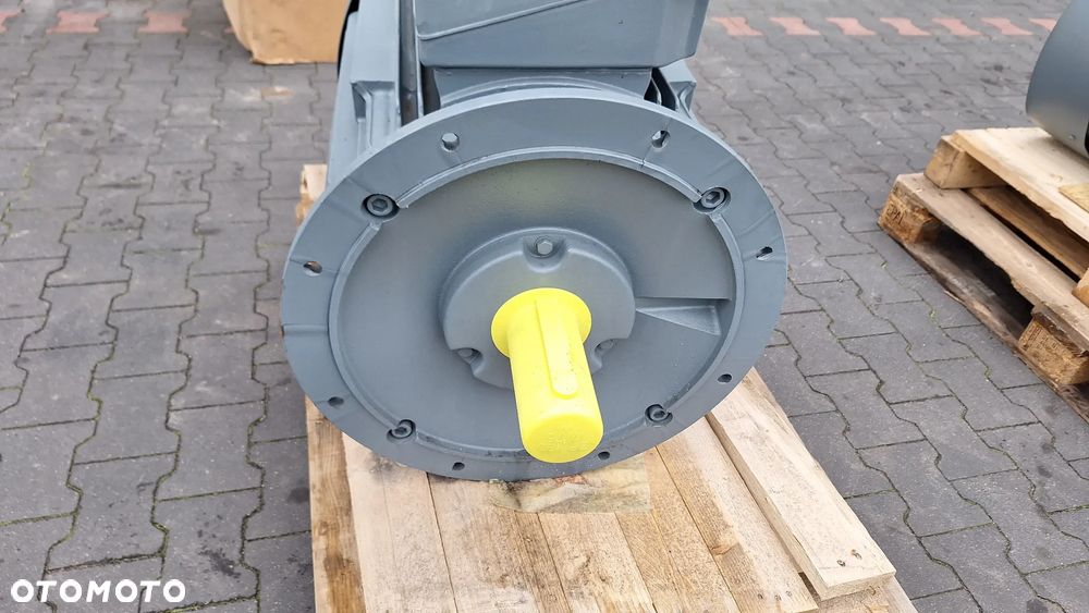 Silnik elektryczny VEM 90KW 1500 NOWY 105kw /1800 Brutto Vat ABB WEG - 7