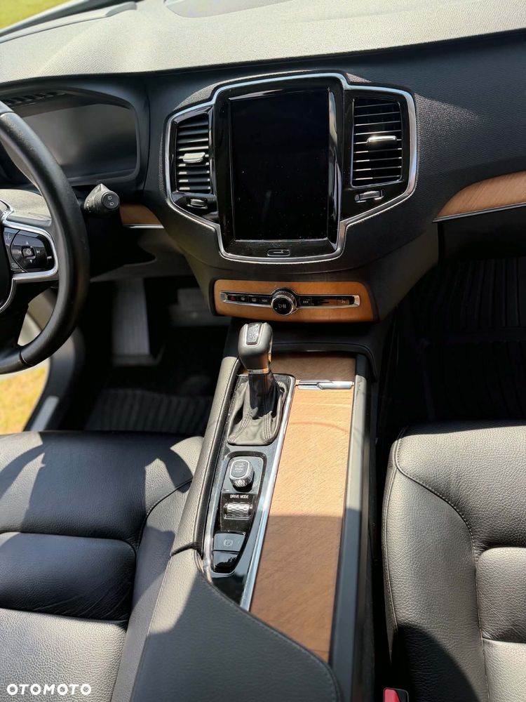 Volvo XC 90 T6 AWD Momentum 7os - 12