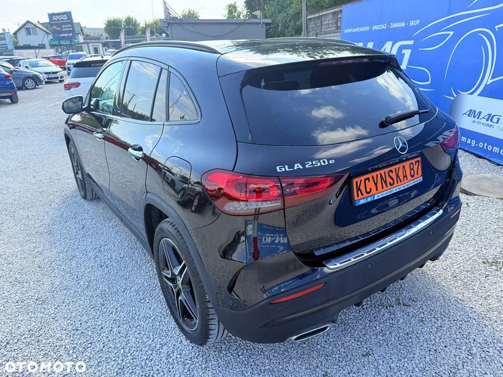 Mercedes-Benz GLA 250 e PHEV AMG Line 8G-DCT - 8