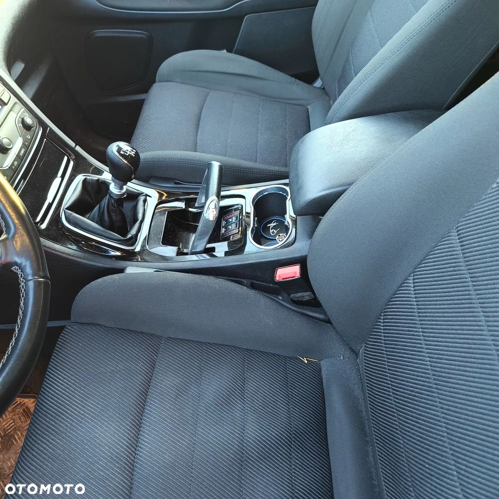 Ford S-Max - 11