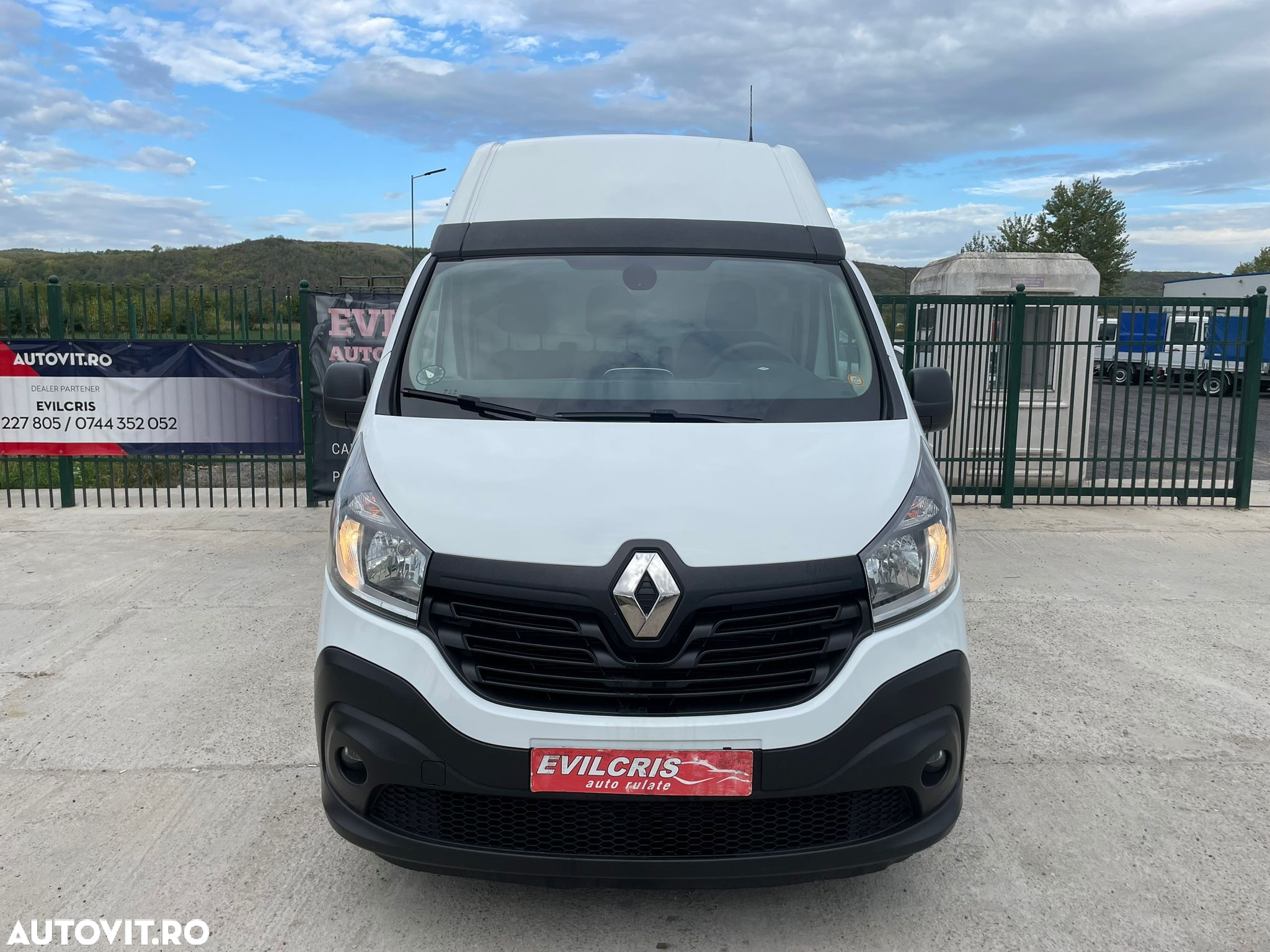 Renault Trafic L2H2 SUPRAINALTAT - 8