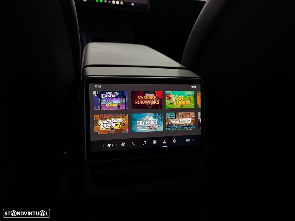 Tesla Model 3 Long Range Tração Traseira - 26