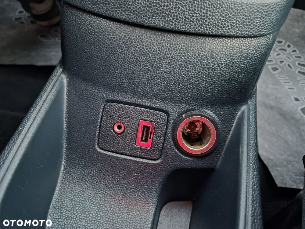 Ford Fiesta 1.25 Platinium X - 31