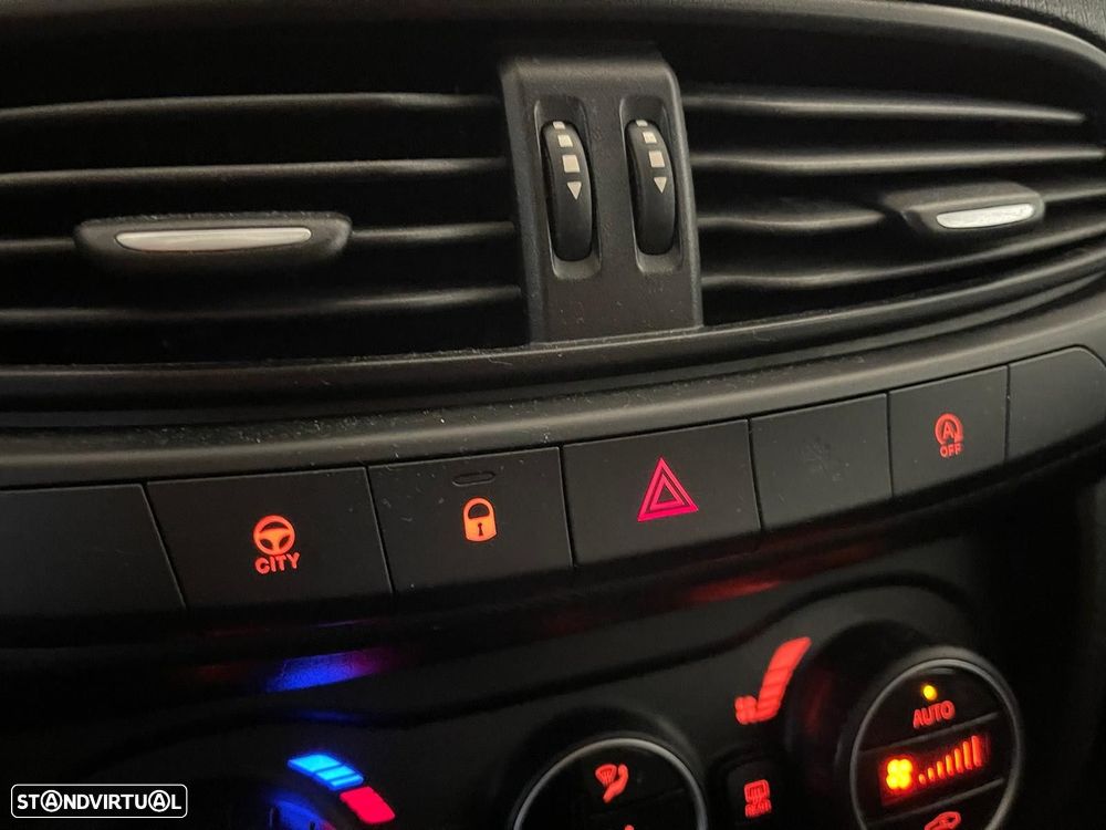 Fiat Tipo Station Wagon 1.6 M-Jet Lounge J17 - 23