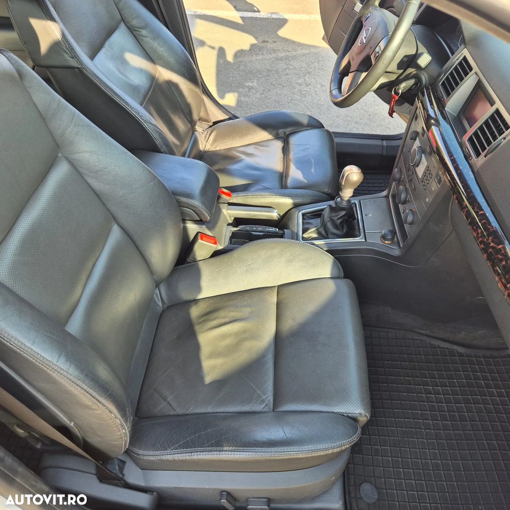 Opel Vectra 1.9 CDTI DPF Business Executive - 8