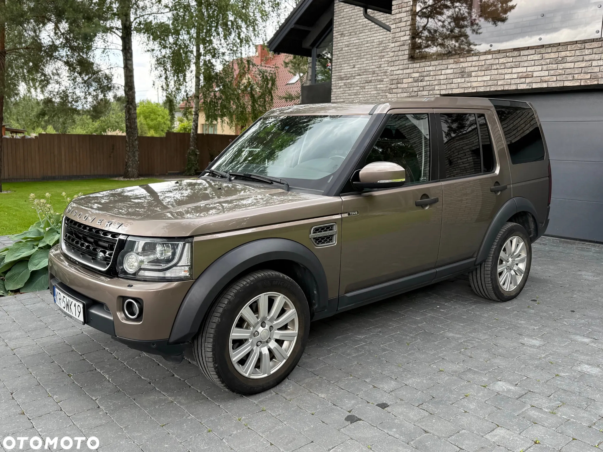 Land Rover Discovery TD V6 S - 2