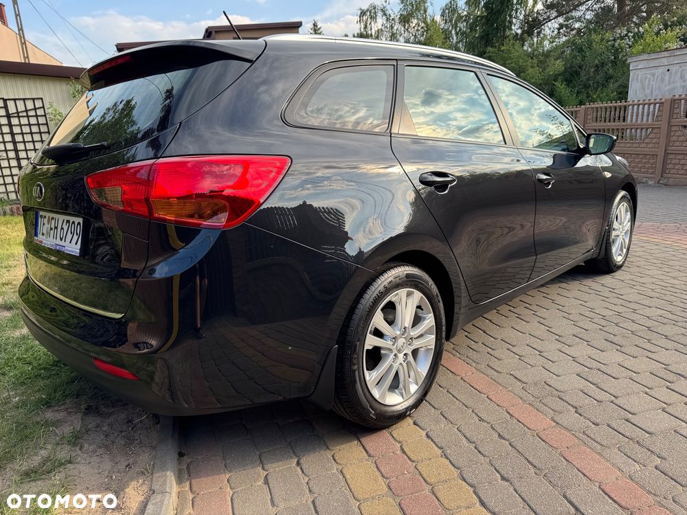 Kia Ceed 1.4 CVVT Vision - 21