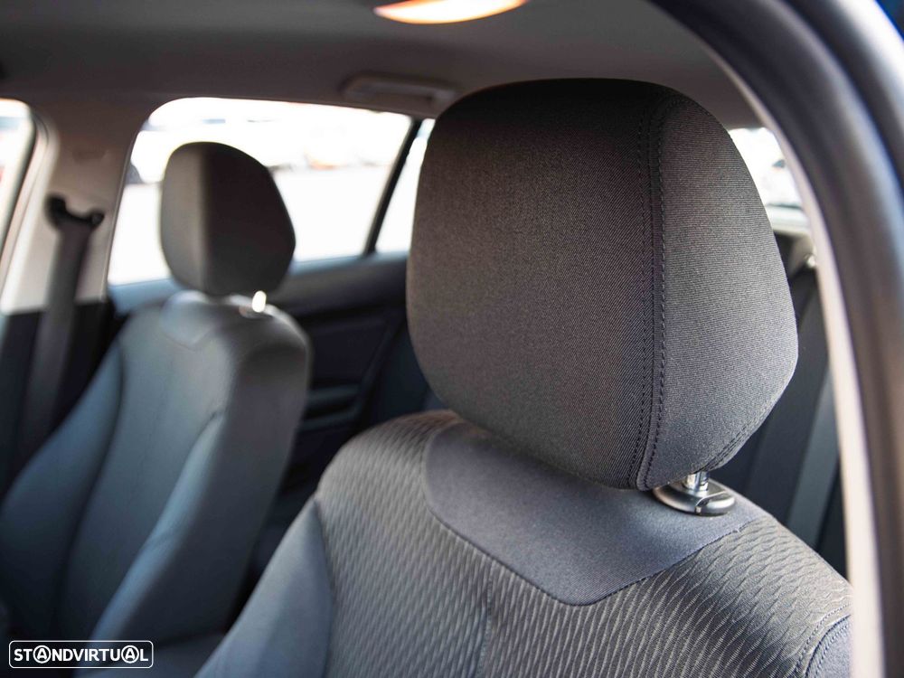 BMW 116 d EfficientDynamics - 32