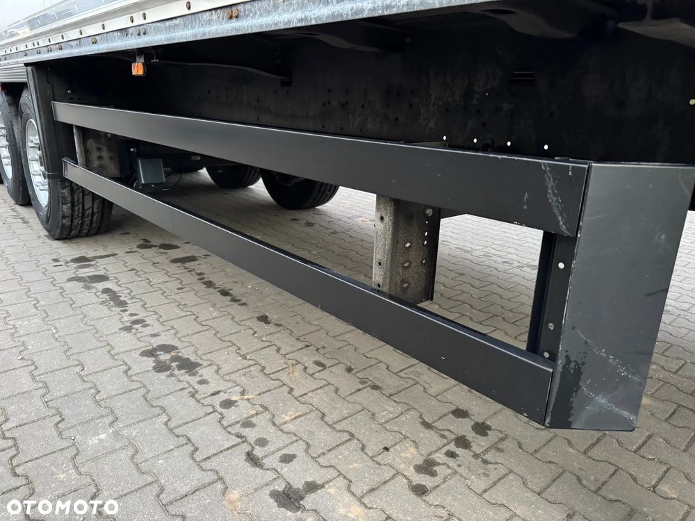 Schmitz Cargobull Izoterma , Doppelstock, oś podnoszona - 23