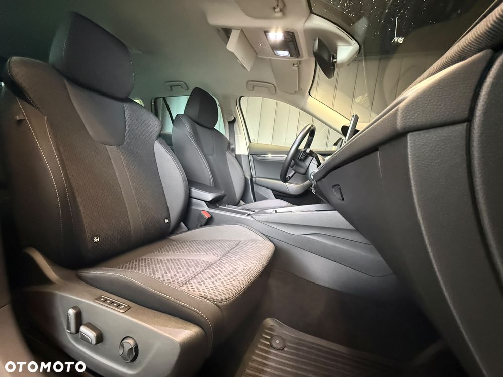 Skoda Octavia 2.0 TSI 4x4 Style DSG - 23