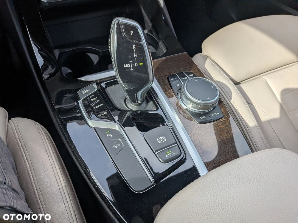 BMW X3 xDrive30i xLine - 25