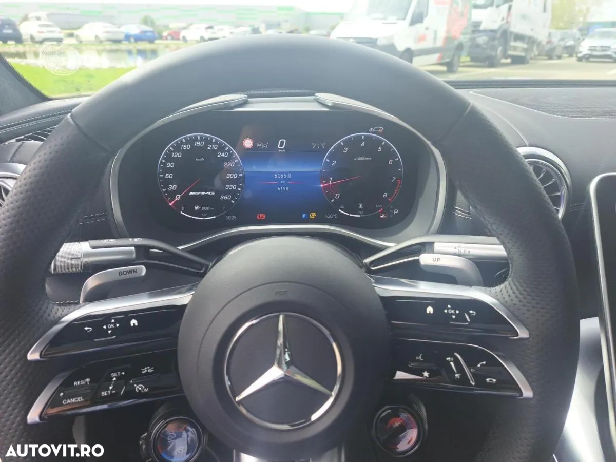 Mercedes-Benz AMG GT 63 4MATIC+ Coupe - 11