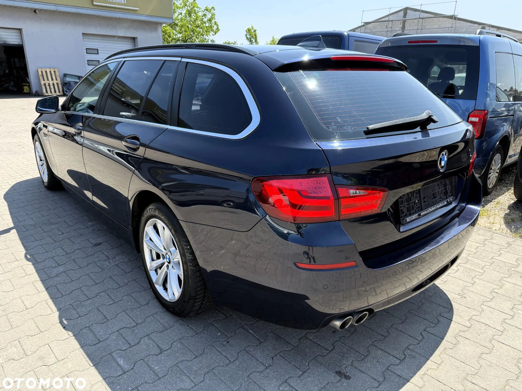 BMW Seria 5 520d Touring - 1