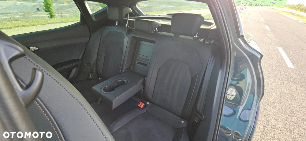 Cupra Formentor 1.5 e-Hybrid DSG VZ Black Edition - 10