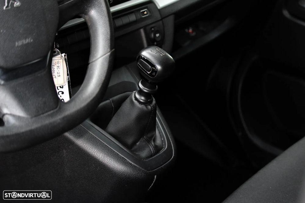 Peugeot Expert 1.5 BlueHDi L2H1 Semi-Vidrado - 10