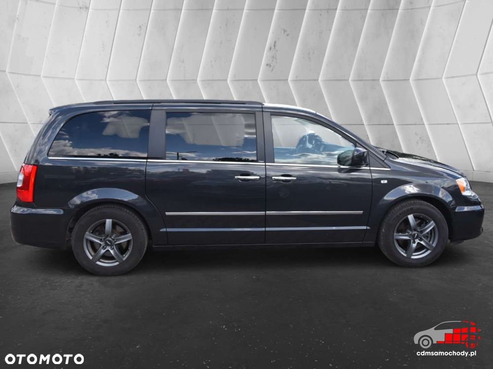 Lancia Voyager - 11