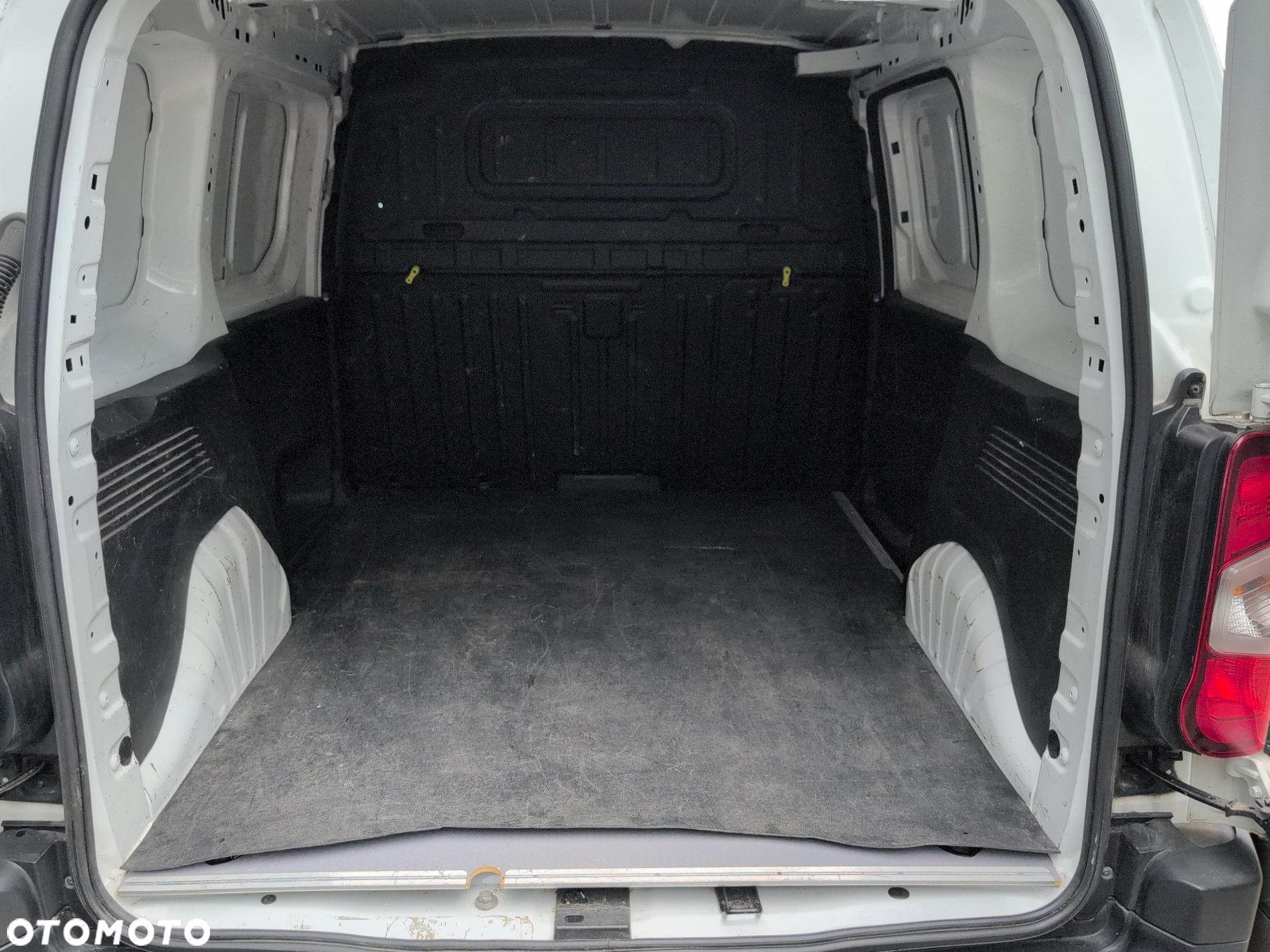 Toyota PROACE CITY - 12