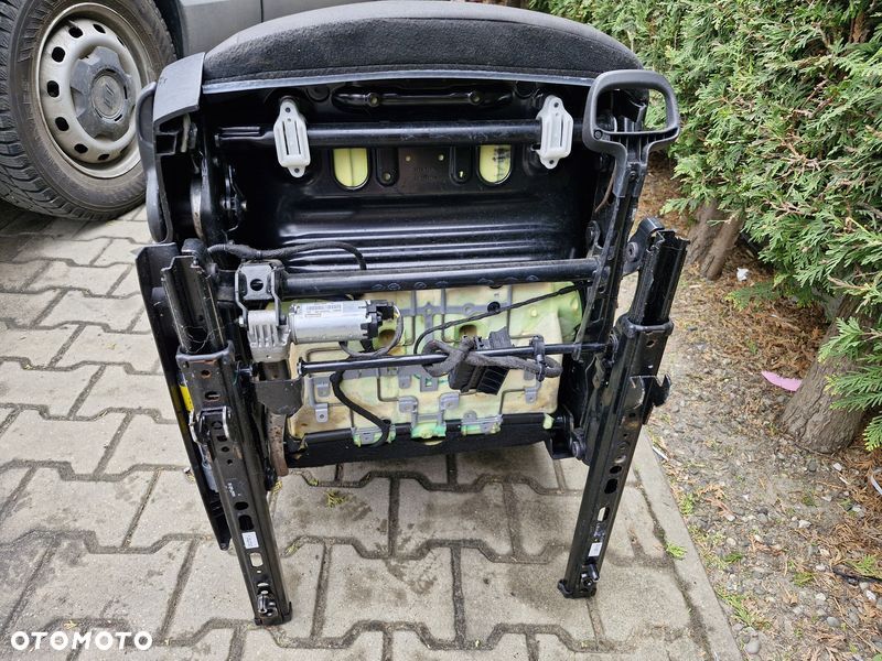 OPEL INSIGNIA A LIFT FOTEL PRAWY PRZÓD PRZEDNI PASAŻERA - 13