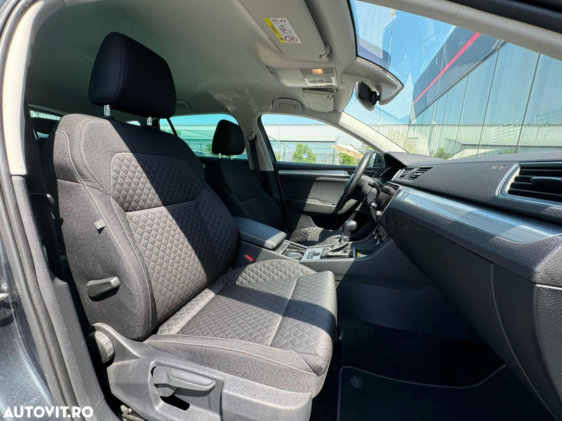 Skoda Superb Combi 1.4 TSI iV DSG Ambition - 16