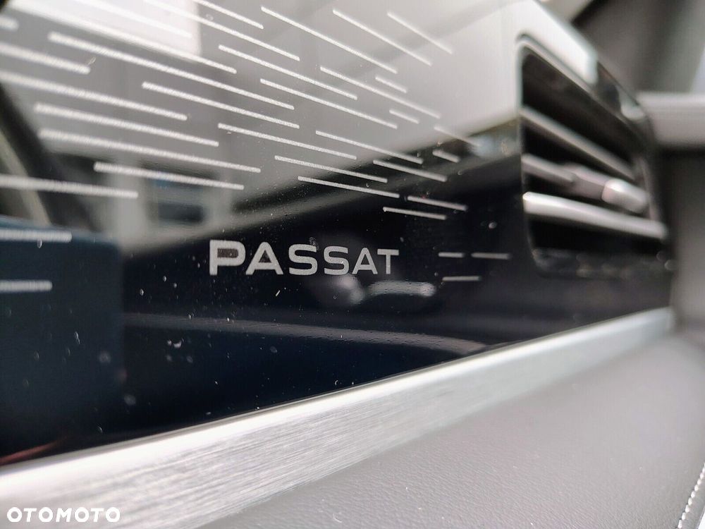 Volkswagen Passat - 28
