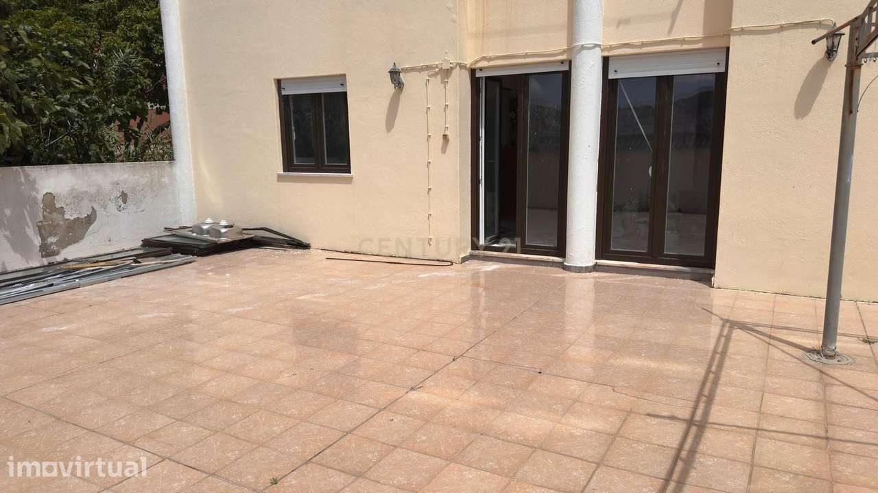 Apartamento de 4 assoalhadas com Terraço e Parqueamento — Em Fase de - Grande imagem: 5/51