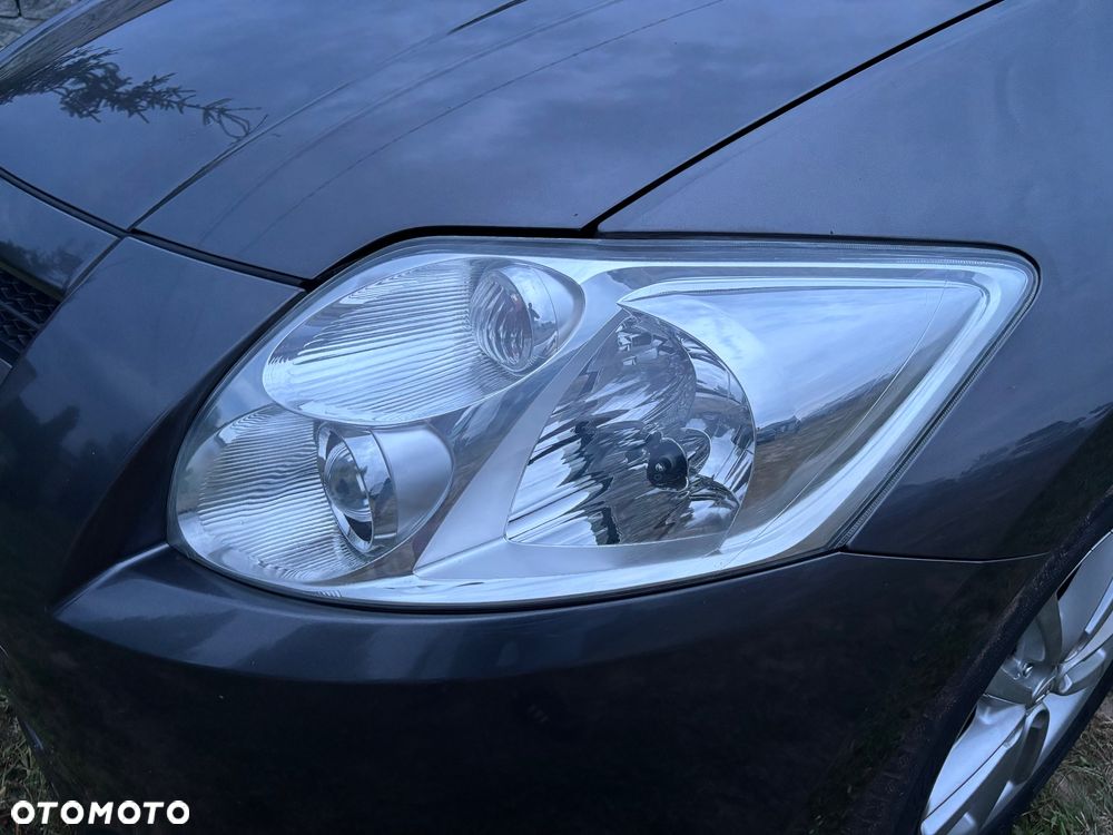Toyota Auris 1.6 VVT-i Premium - 21