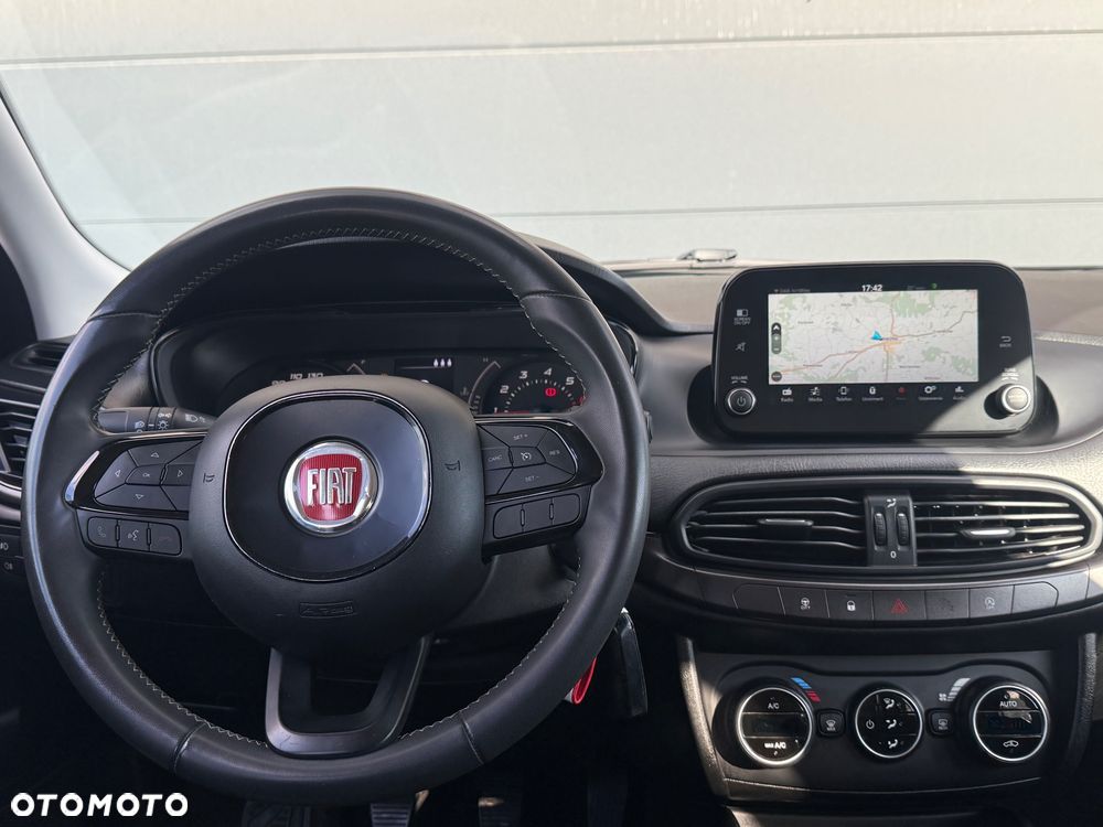 Fiat Tipo 1.4 T-Jet 16v S-Design - 12