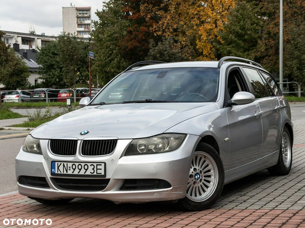 BMW Seria 3 320d DPF Touring - 1