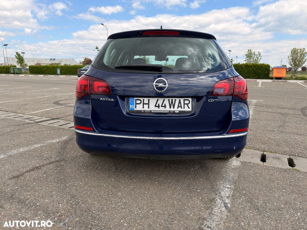 Opel Astra 1.7 CDTI ECOTEC Cosmo - 2