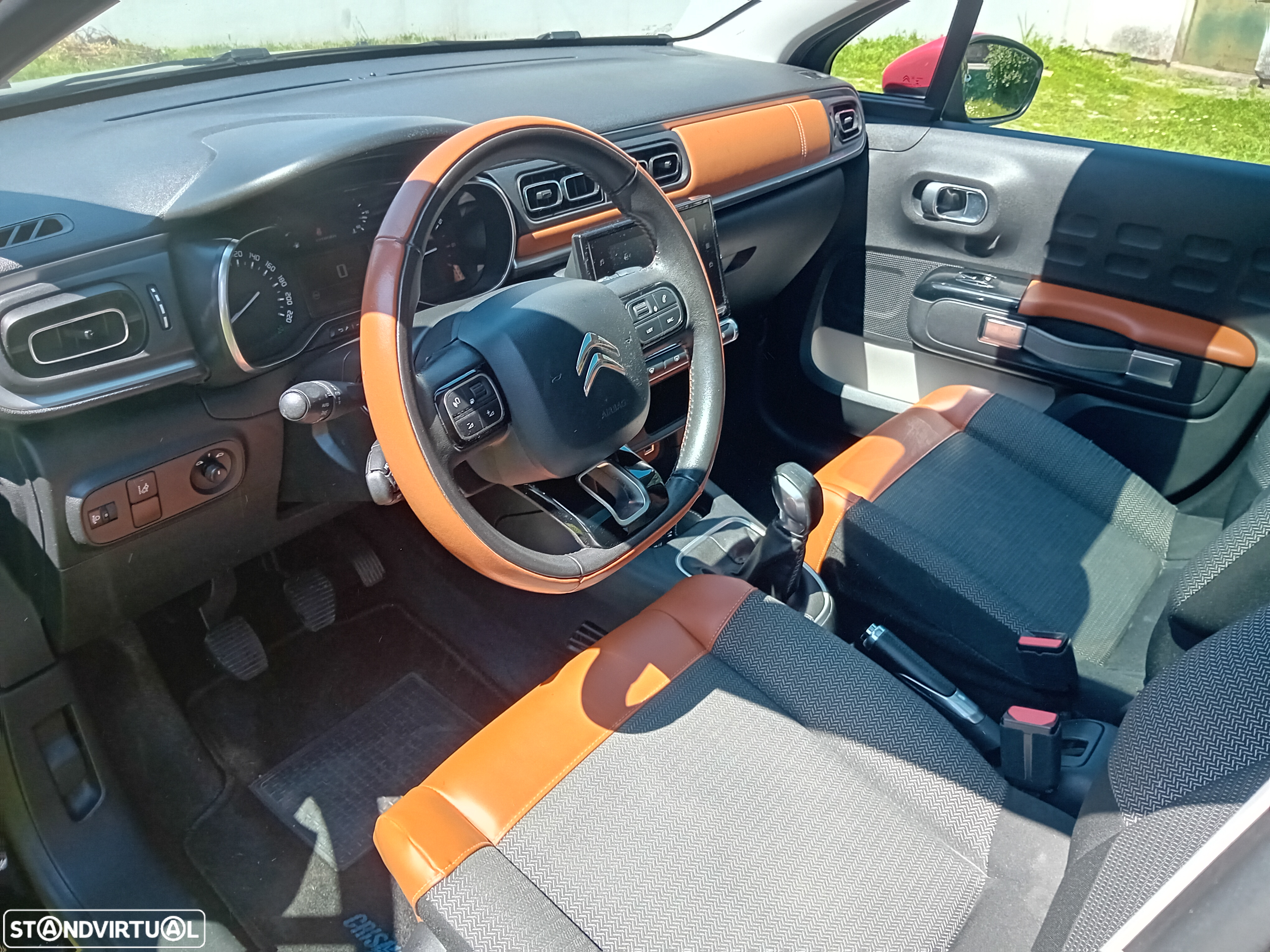 Citroën C3 1.2 PureTech Shine - 9