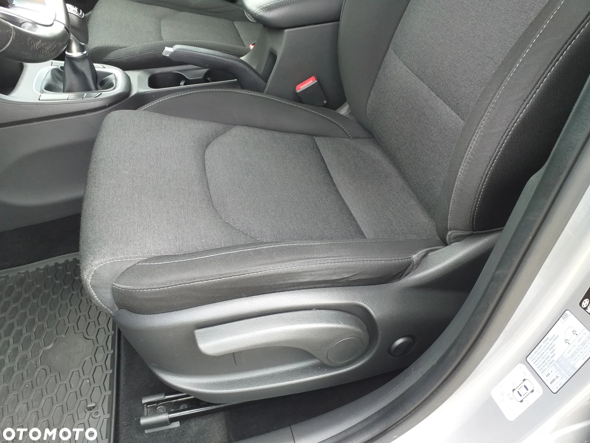 Hyundai i30 1.5 DPI Comfort - 12