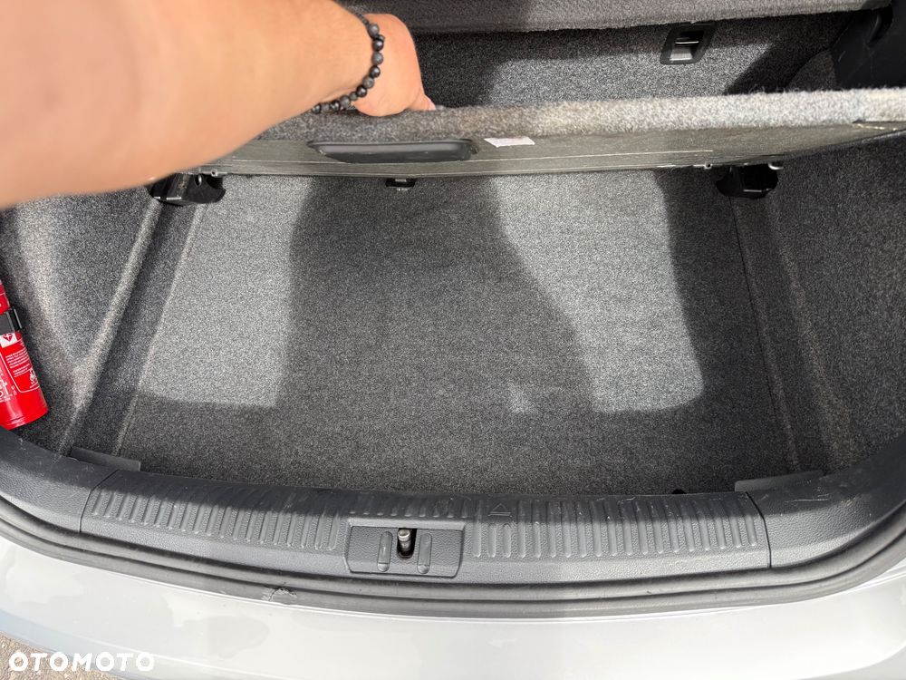 Volkswagen Polo 1.6 TDI Black/Silver Edition - 15