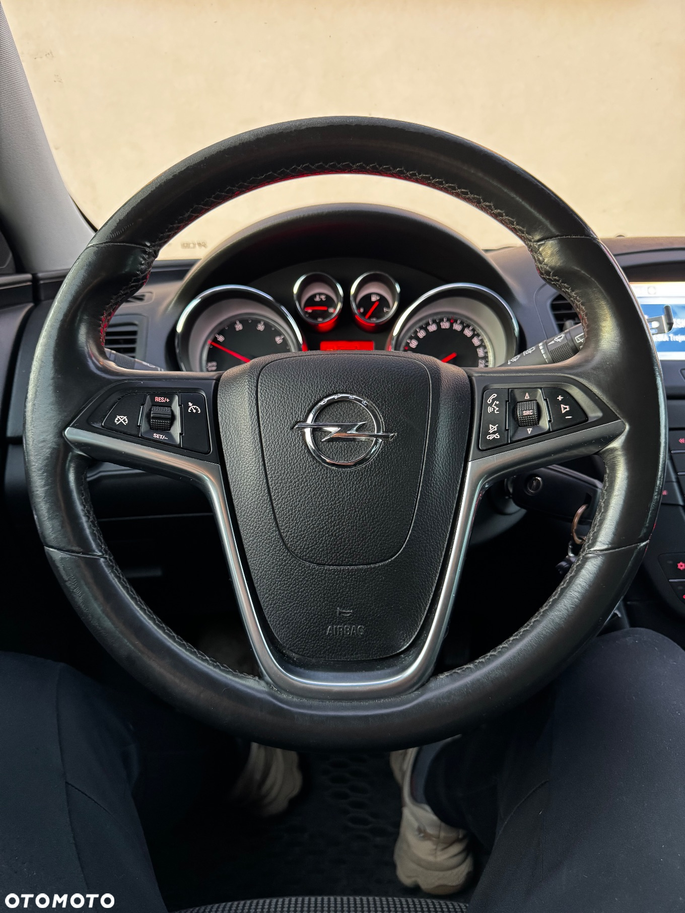 Opel Insignia - 4