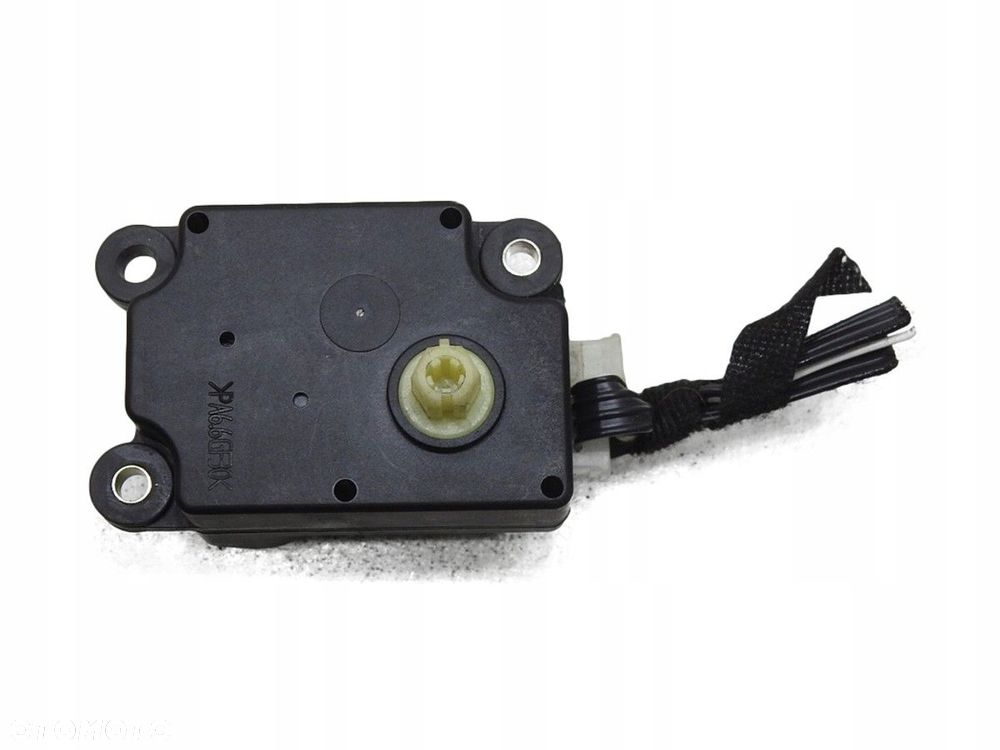 SILNICZEK NAGRZEWNICY VOLVO XC90 I 75622G - 3