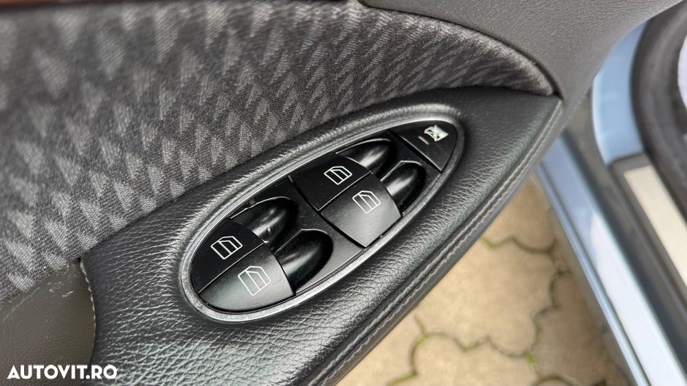 Mercedes-Benz E 220 CDI Elegance - 15