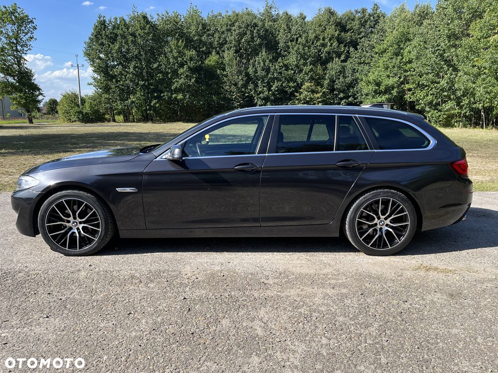 BMW Seria 5 523i - 14