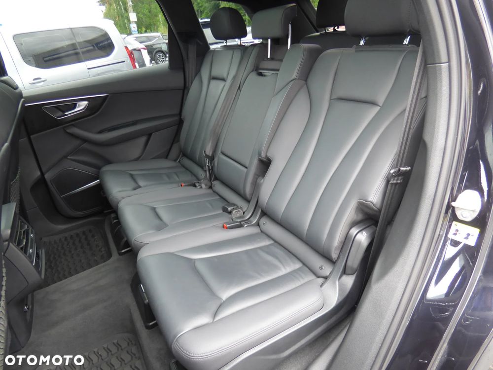 Audi Q7 - 21